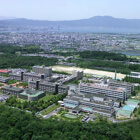 写真:空撮で撮影した滋賀医科大学