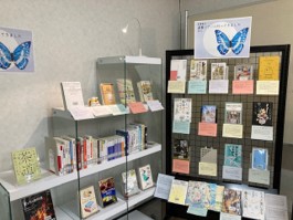 写真:図書展示
