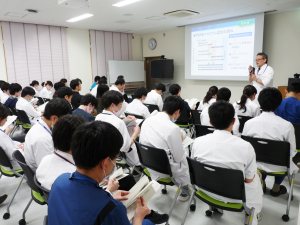 写真：説明会の様子