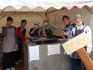 写真：模擬店の様子