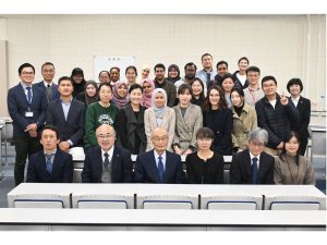 「令和５年度留学生等による日本語スピーチコンテスト」を開催しました。
