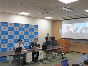 記者説明会