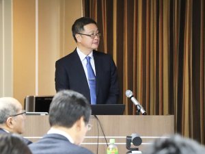 講演（角谷特任教授）