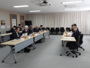 令和７年度　本学役員と報道機関との懇談会を開催しました。