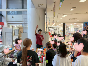 本学学生を中心とする団体が「メディカルマート〜びわふぇす×平和堂〜」 を開催しました。