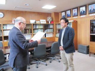 兼重教授 写真:兼重教授