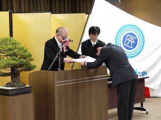 写真：松浦教授