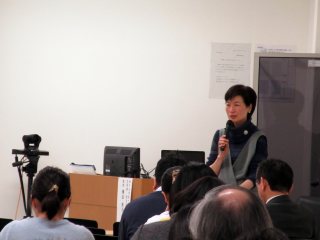 横田教授の講演 写真:横田教授の講演