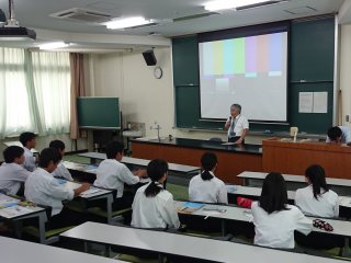 写真：山田副学長の挨拶　