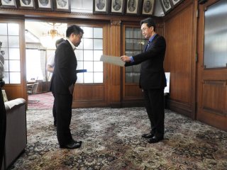 知事表彰の様子 写真:知事表彰の様子