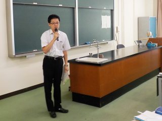 太田教頭(膳所高校)による挨拶 写真:太田教頭による挨拶