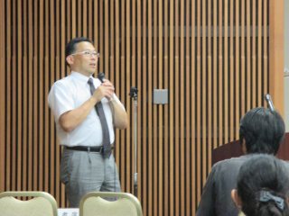 丸尾生涯学習支援室長による開催挨拶 写真:丸尾生涯学習支援室長による開催挨拶