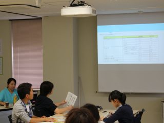 倉田講師の講義 写真:倉田講師の講義
