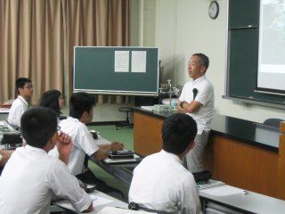 膳所高校理数科1年生の1日授業を実施 滋賀医科大学 膳所高校理数科1年生の1日授業を実施 滋賀医科大学