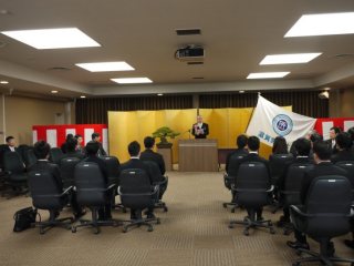 学長告辞の様子 写真:学長告辞の様子