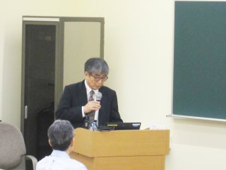 増井教授のご講演 写真:増井教授のご講演
