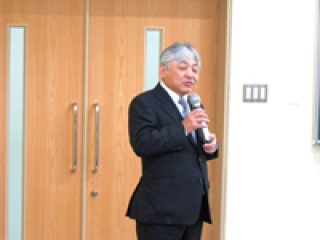 写真：山田副学長による挨拶