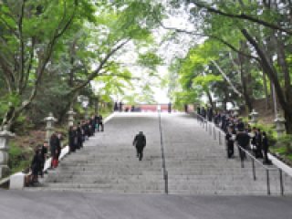 写真：比叡山延暦寺阿弥陀堂への参拝路