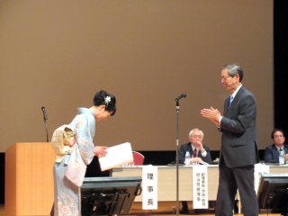 表彰式の様子 写真:表彰式の様子