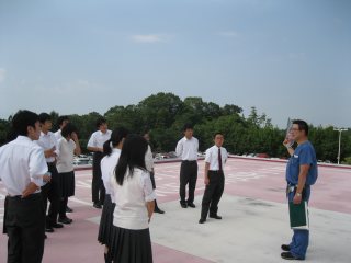 写真：ヘリポート見学