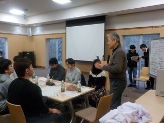 班別討議の様子 写真:班別討議の様子