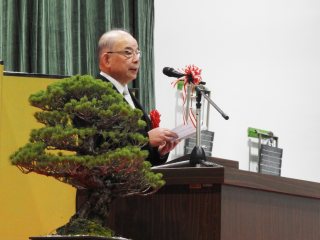 塩田学長の告辞 写真:塩田学長の告辞