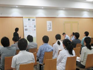 学生の口頭発表 写真:学生の口頭発表