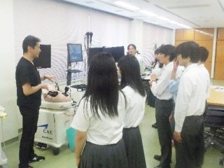 スキルズラボでの様子 写真:スキルズラボでの様子