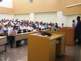 講評 写真:講評