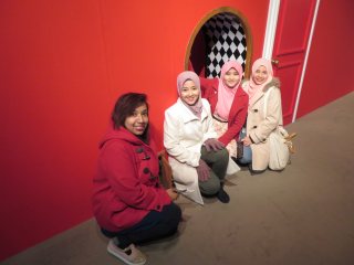 写真：佐川美術館内の様子