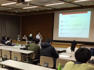 懇談会の様子 写真:懇談会の様子