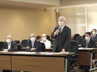 写真:病院長挨拶 写真:病院長挨拶