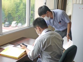 写真:参加者の様子1 写真:参加者の様子1