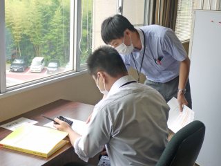 写真：参加者の様子１