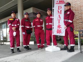 写真:DMAT隊員 写真:DMAT隊員