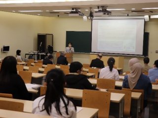 阪上先生による講演 阪上先生による講演