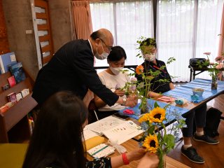 Arranging flowers 2