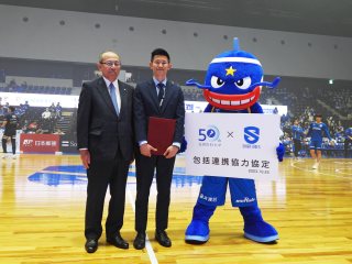 上本学長と原毅人代表取締役社長 上本学長と原毅人代表取締役社長