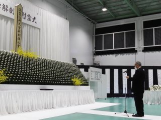慰霊の辞(上本学長) 慰霊の辞(上本学長)