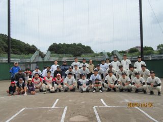 20241026_R6_滋和三大学職員野球部交流試合_集合写真