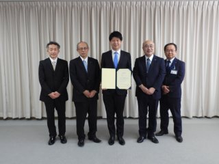 株式会社伊藤佑ホールディングス　様