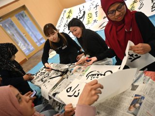 留学生らと学生