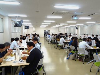 各診療科の個別ブース 各診療科の個別ブース