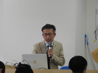 本学医学・看護学教育センター 向所賢一教授