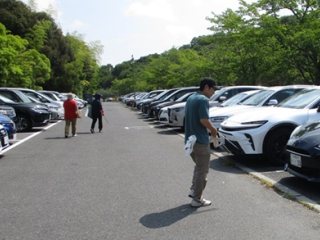 構内のごみ拾い(2) 構内のごみ拾い(2)