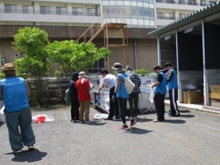 ごみ分別作業 ごみ分別作業