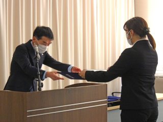 修了証書授与 修了証書授与