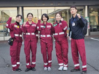 訓練に参加した本院の隊員（市立敦賀病院前にて）