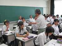 14 09 11膳所高校理数科1年生の1日授業を実施 フォトニュース 滋賀医科大学 14 09 11膳所高校理数科1年生の1日授業を実施 フォトニュース 滋賀医科大学